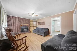 4219 Benfield Dr, Hudson, NC 28638 - Photo 4
