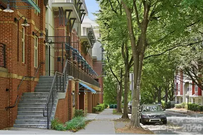 1101 W 1st Street #418, Charlotte, NC 28202 - Photo 4