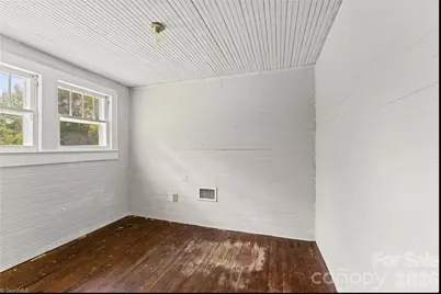 6689 Nc Hwy 16 None, Millers Creek, NC 28651 - Photo 18