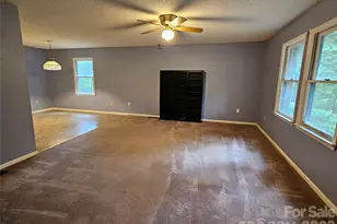 11488 Beagle St, Midland, NC 28107 - Photo 8