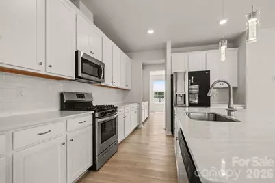 13905 Castle Nook Drive, Charlotte, NC 28273 - Photo 10