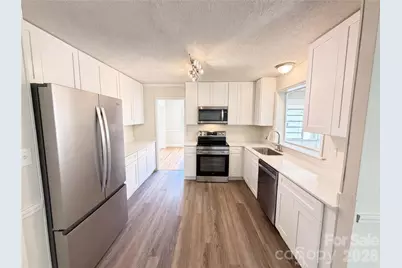11932 Idlewild Road, Matthews, NC 28105 - Photo 4