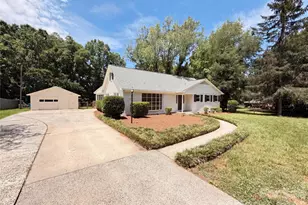 11932 Idlewild Rd, Matthews, NC 28105 - Photo 2