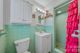 1135 Blueberry Ln, Charlotte, NC 28226 - Photo 24