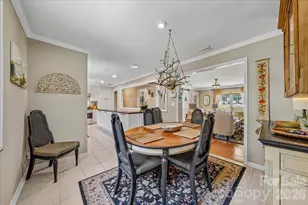 1135 Blueberry Ln, Charlotte, NC 28226 - Photo 10