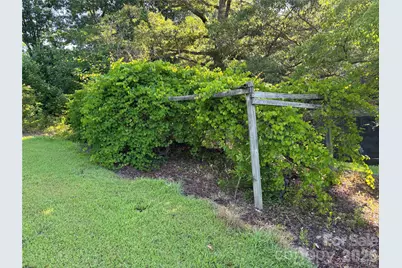 390 Airport Road, Taylorsville, NC 28681 - Photo 6