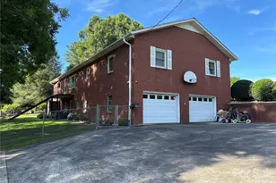 390 Airport Rd, Taylorsville, NC 28681 - Photo 10