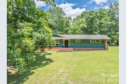 112 Crestwood Circle, Chester, SC 29706 - Photo 2