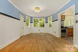 100 Cannon Dr, Hendersonville, NC 28792 - Photo 10
