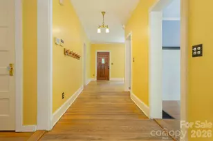 100 Cannon Dr, Hendersonville, NC 28792 - Photo 12