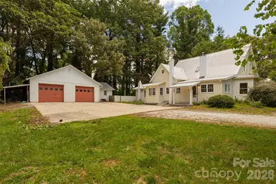 100 Cannon Drive, Hendersonville, NC 28792 - Photo 1
