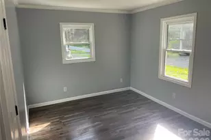 2379 Indian Grave Rd, Lenoir, NC 28645 - Photo 4