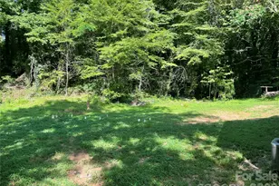 2379 Indian Grave Rd, Lenoir, NC 28645 - Photo 2