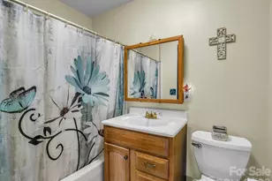1025 Jeter Mountain Rd, Penrose, NC 28766 - Photo 26