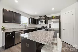 621 Grandiflora Ave, Lancaster, SC 29720 - Photo 4