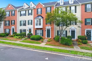 11712 Fiddlers Roof Ln, Charlotte, NC 28277 - Photo 2