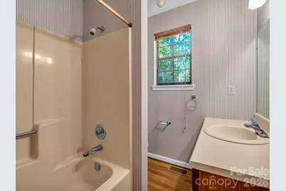 122 Birchwood Drive, Hendersonville, NC 28739 - Photo 22