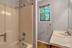 122 Birchwood Dr, Hendersonville, NC 28739 - Photo 22