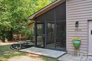10006 Stoneleigh Ln, Charlotte, NC 28277 - Photo 22
