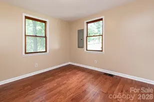 129 Shelburne Rd, Asheville, NC 28806 - Photo 16