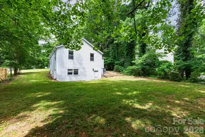 129 Shelburne Road, Asheville, NC 28806 - Photo 4