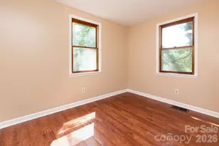 129 Shelburne Rd, Asheville, NC 28806 - Photo 12