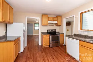 129 Shelburne Rd, Asheville, NC 28806 - Photo 8