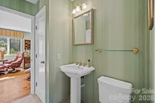 52 Clubside Dr, Asheville, NC 28804 - Photo 26