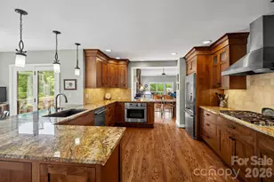 52 Clubside Dr, Asheville, NC 28804 - Photo 8
