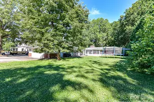 827 Lansdowne Rd, Charlotte, NC 28270 - Photo 4
