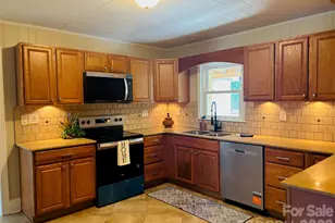 168 Collins Ave, Forest City, NC 28043 - Photo 10