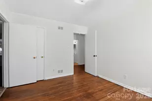 1813 Lasalle St, Charlotte, NC 28216 - Photo 6