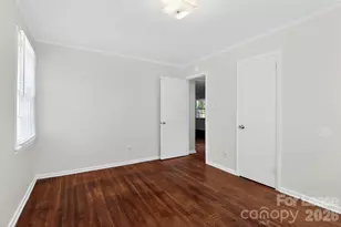 1813 Lasalle St, Charlotte, NC 28216 - Photo 8