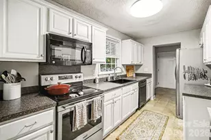 406 Nims St, Fort Mill, SC 29715 - Photo 12