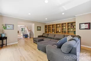 202 Riva Ridge Dr, Fairview, NC 28730 - Photo 10