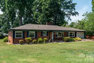 117 Rockwood Ln, Statesville, NC 28677 - Photo 1