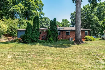 117 Rockwood Lane, Statesville, NC 28677 - Photo 6