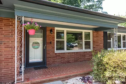 117 Rockwood Lane, Statesville, NC 28677 - Photo 2
