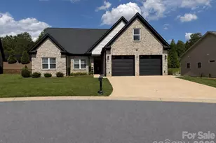 4282 Holly Cir NE, Conover, NC 28613 - Photo 2