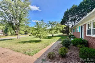425 Bost Rd, Morganton, NC 28655 - Photo 22