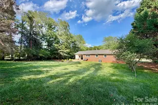 425 Bost Rd, Morganton, NC 28655 - Photo 28