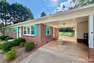 425 Bost Rd, Morganton, NC 28655 - Photo 2