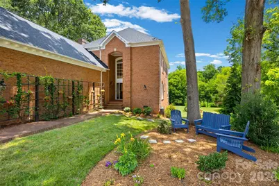 636 Landsdowne Court, Fort Mill, SC 29708 - Photo 2