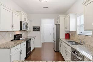 8411 Washoe Pine Ln, Charlotte, NC 28215 - Photo 12