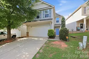 8411 Washoe Pine Ln, Charlotte, NC 28215 - Photo 1