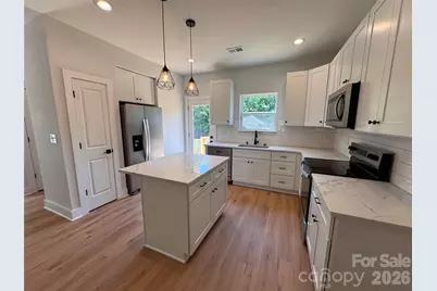 401 N Firestone Street, Gastonia, NC 28052 - Photo 6
