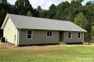 6415 Little Mountain Rd, Sherrills Ford, NC 28673 - Photo 2
