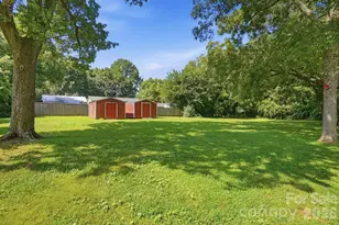 2517 Plum St, Charlotte, NC 28269 - Photo 38