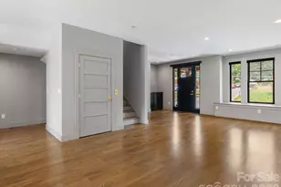 229 Broadway St, Asheville, NC 28801 - Photo 12