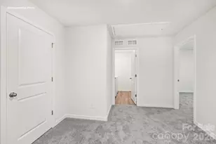 5124 Parker Forest Dr, Charlotte, NC 28215 - Photo 16